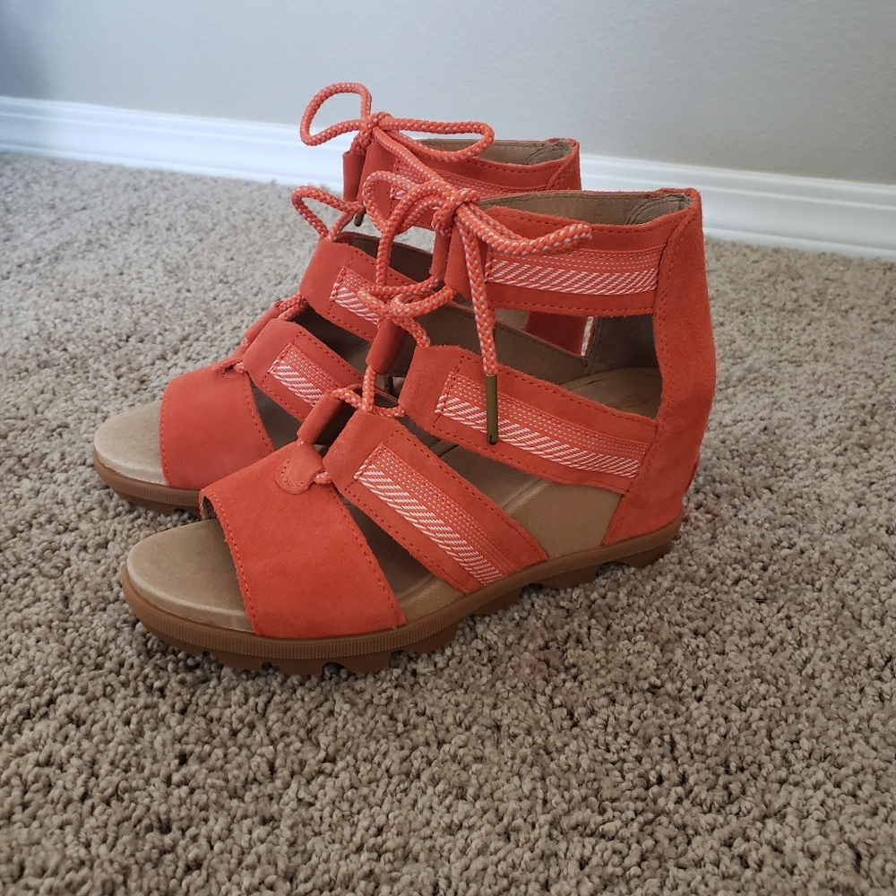 SorelJoanie Lace